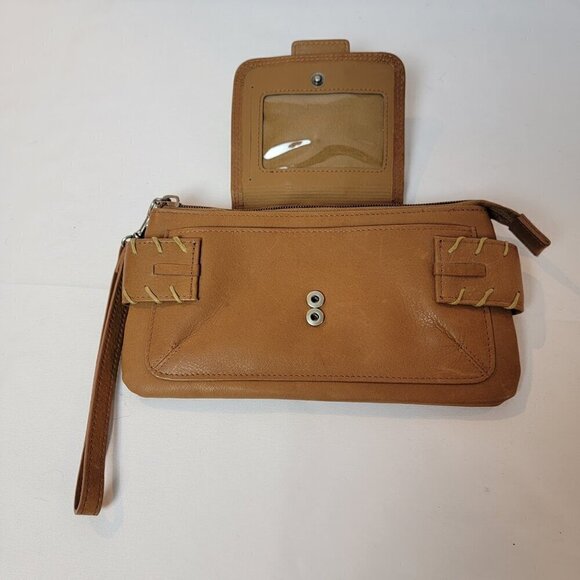 Rolfs Tan Leather Wristlet - Classic Elegance - Picture 4 of 6